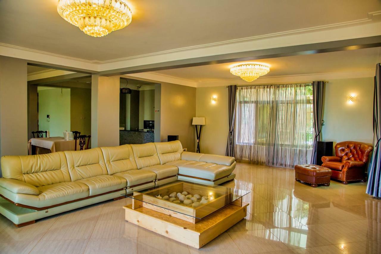 Lakepoint Villa Entebbe Eksteriør billede